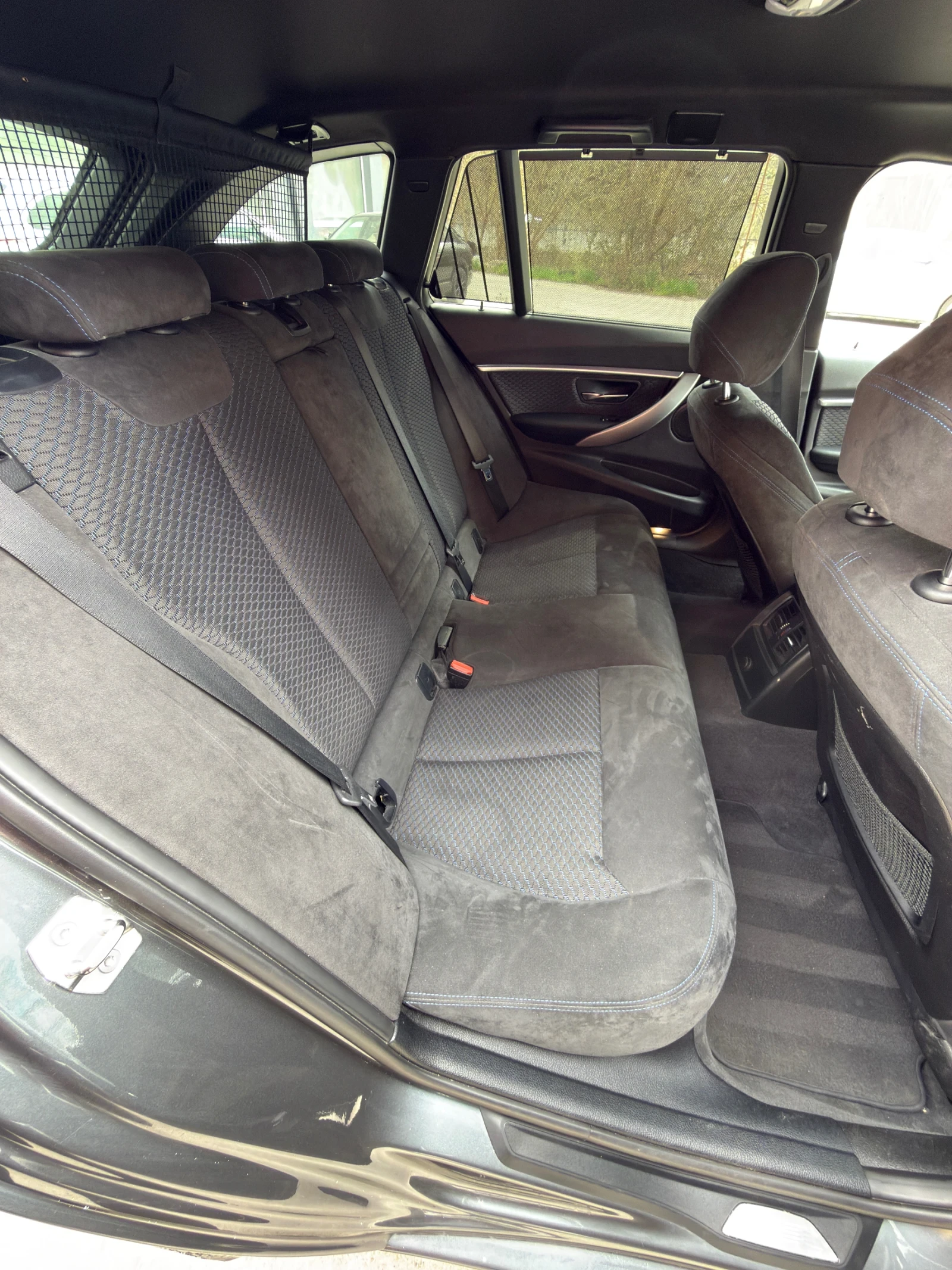 BMW 335 D x-Drive, снимка 12 - Автомобили и джипове - 54211050