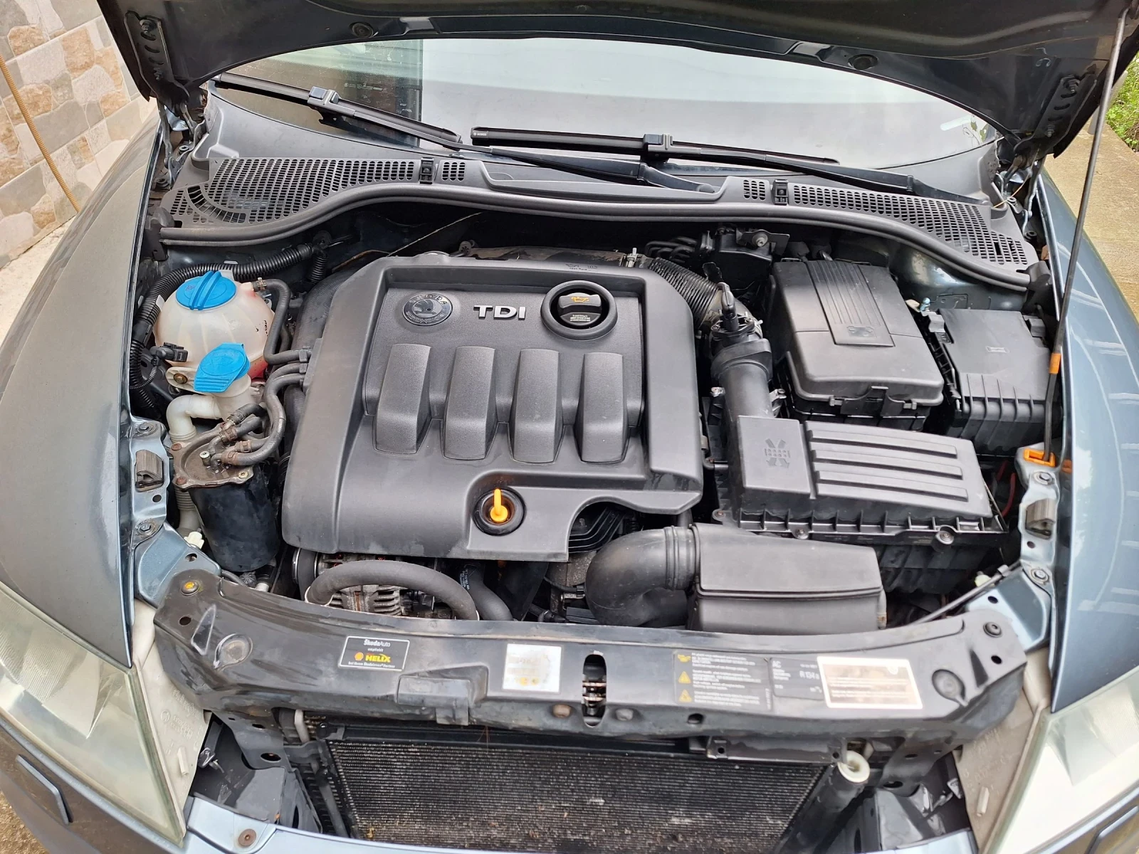 Skoda Octavia 1.9 105 4х4 СКАУТ, снимка 12 - Автомобили и джипове - 54900921