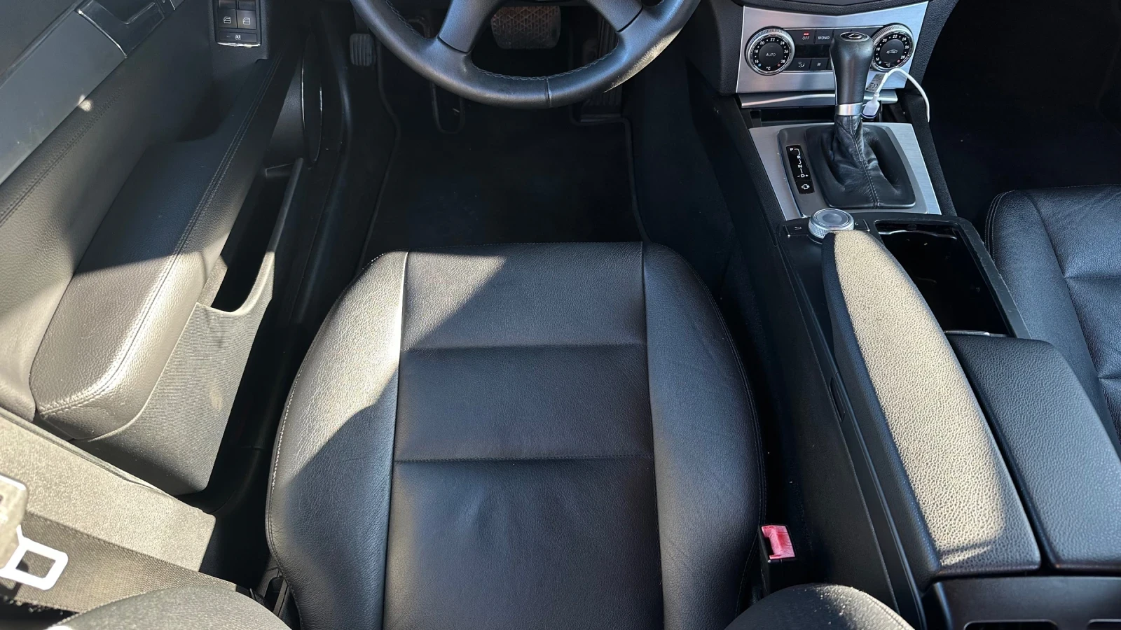 Mercedes-Benz C 350 OM642 7G, снимка 10 - Автомобили и джипове - 55243859