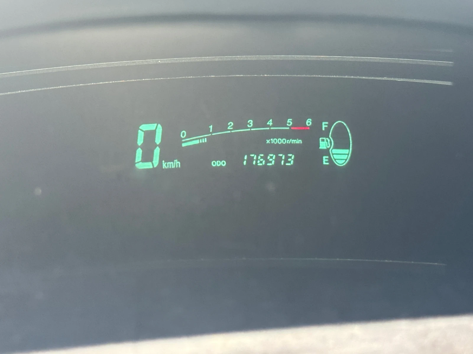 Toyota Yaris verso, снимка 10 - Автомобили и джипове - 55366307