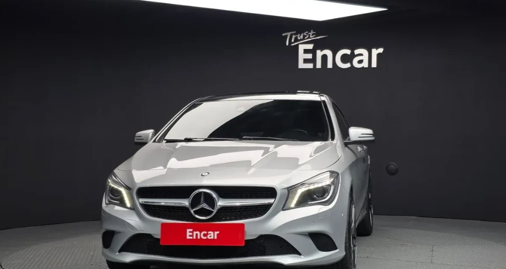Mercedes-Benz CLA 200 * АвтоКредит* (ЦЕНА ДО БГ), снимка 3 - Автомобили и джипове - 55484398
