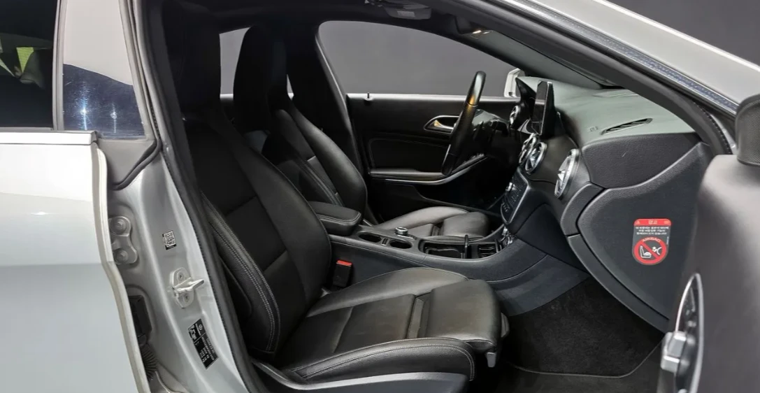 Mercedes-Benz CLA 200 * АвтоКредит* (ЦЕНА ДО БГ), снимка 8 - Автомобили и джипове - 55484398