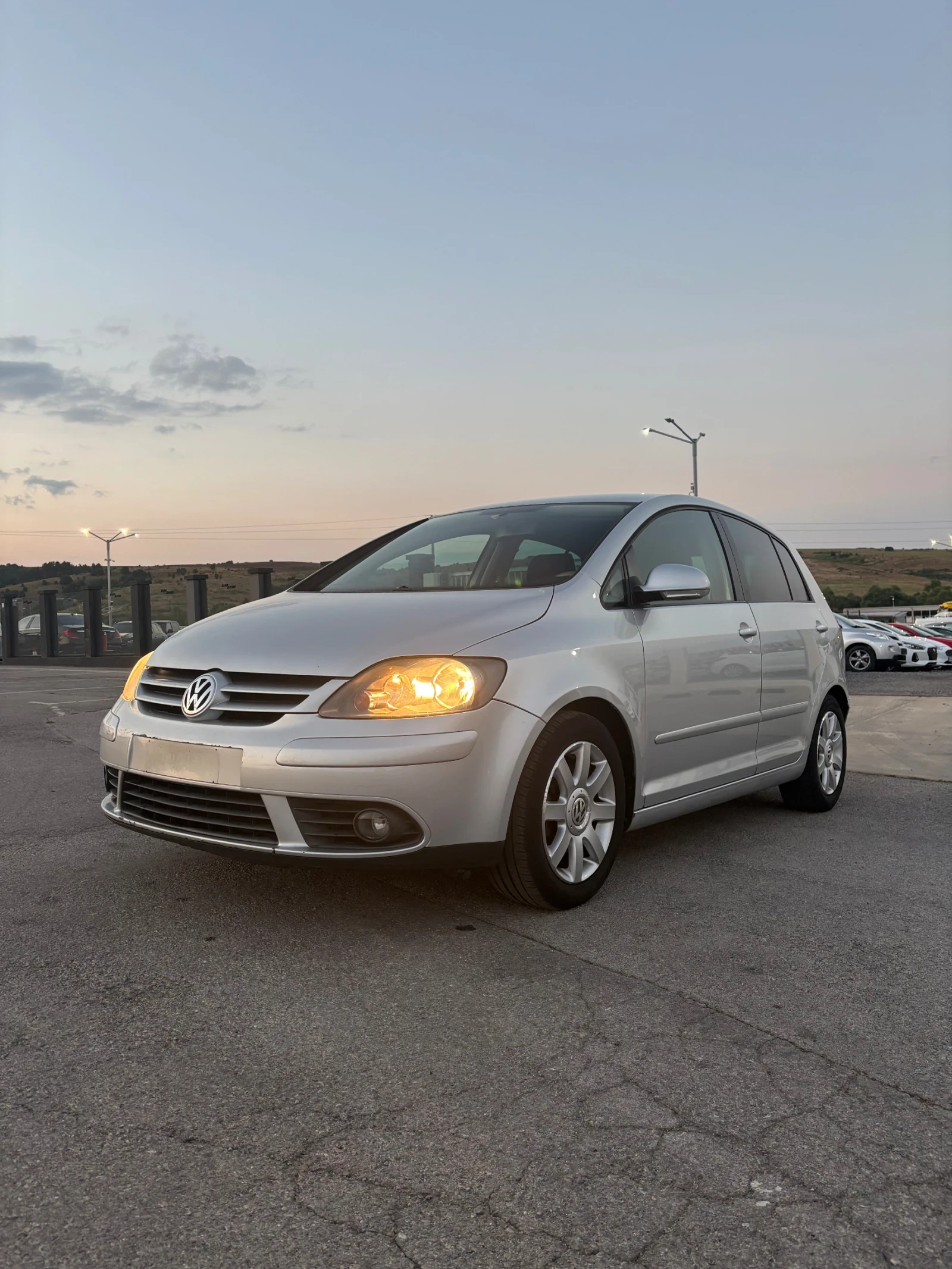 VW Golf Plus, снимка 2 - Автомобили и джипове - 55590667