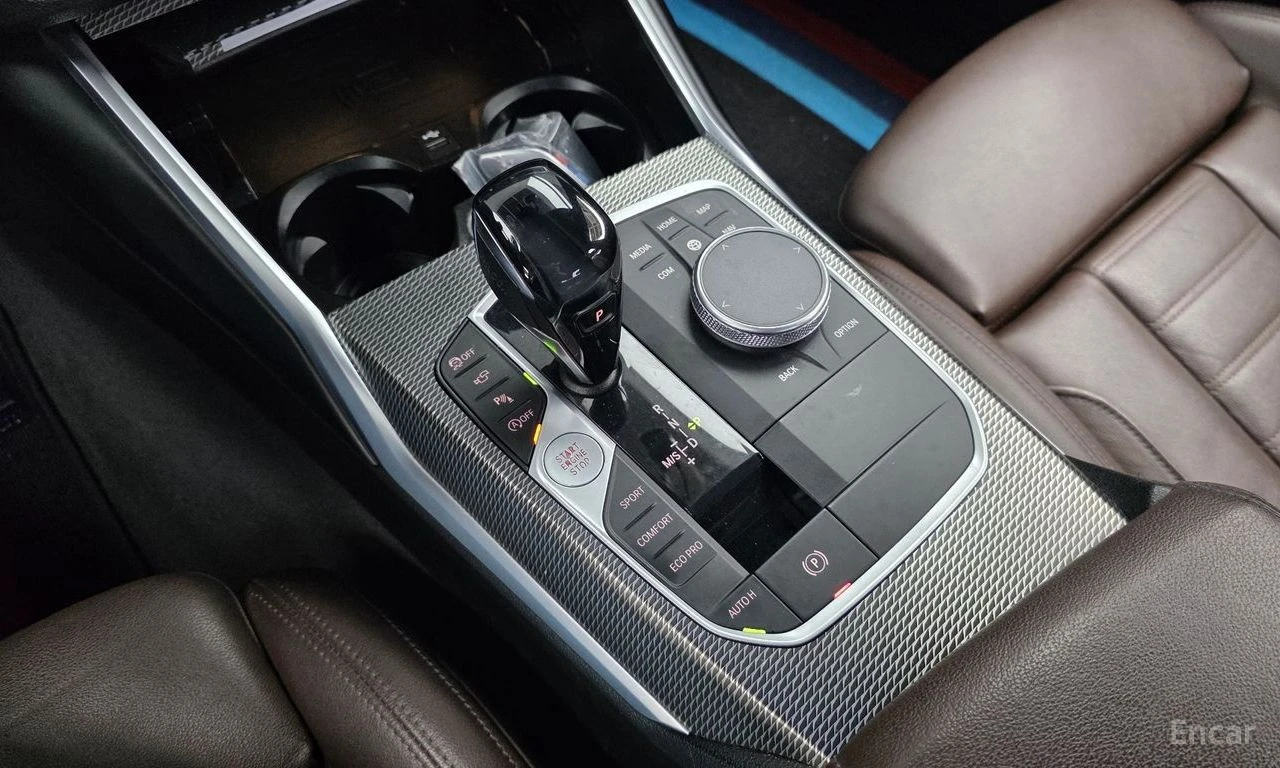 BMW 340 HARMON* KARDON* ДИСТРОНИК* ХЕДЪП* 360КАМЕРА* , снимка 10 - Автомобили и джипове - 55691224