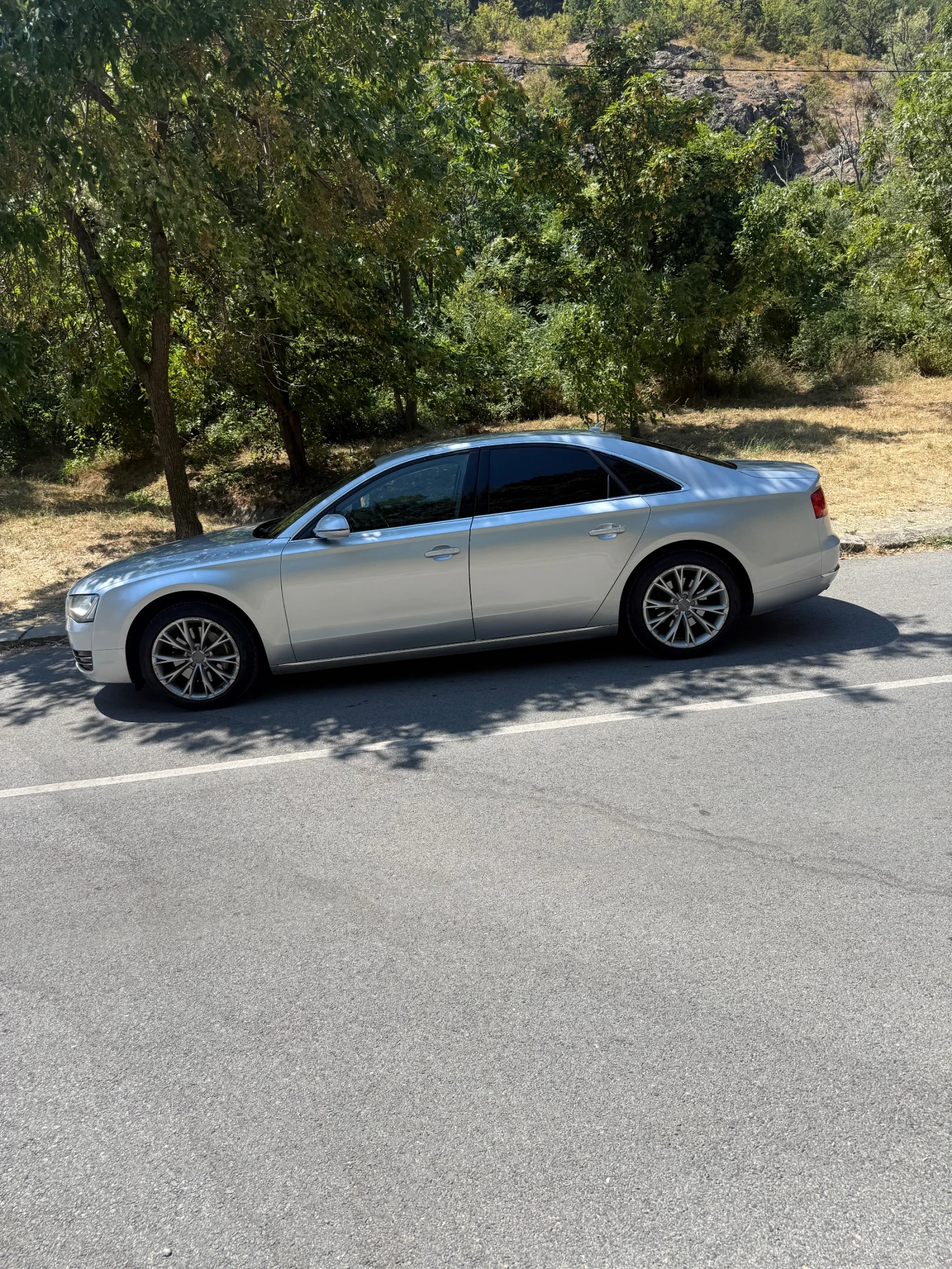Audi A8 3.0TDI, снимка 5 - Автомобили и джипове - 55715444