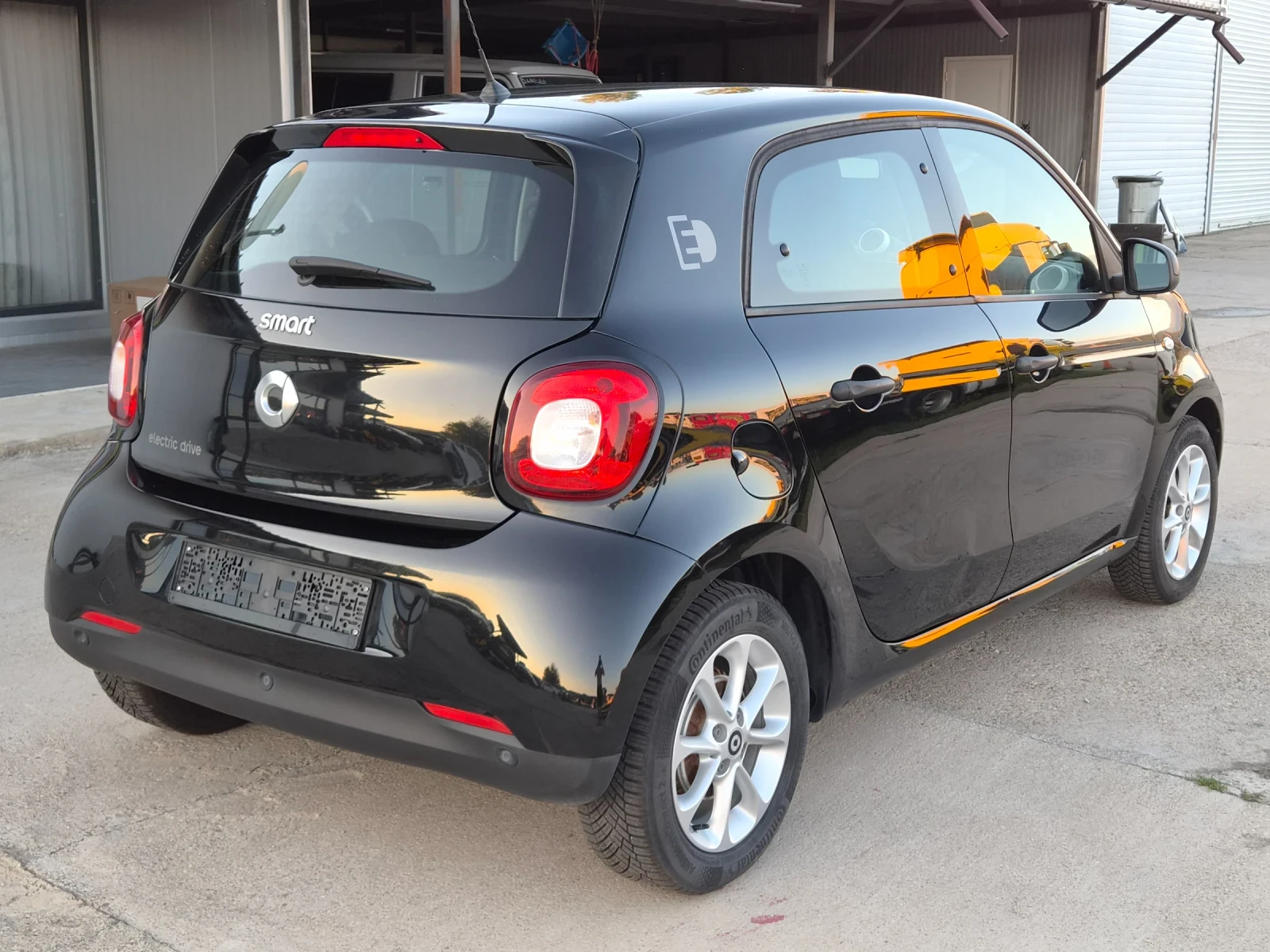 Smart Forfour Electic Drive, снимка 5 - Автомобили и джипове - 55873127