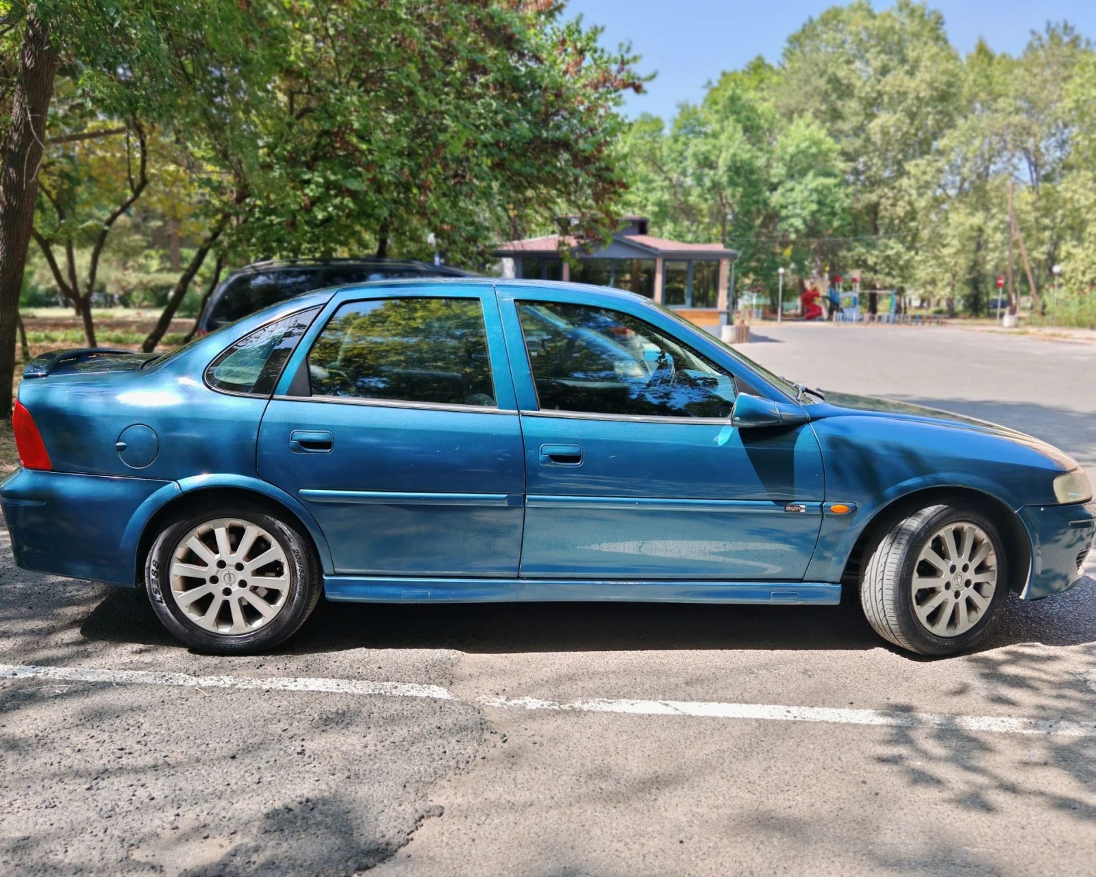 Opel Vectra B, 2.2 TDI, 123 к.с., снимка 3 - Автомобили и джипове - 55954710
