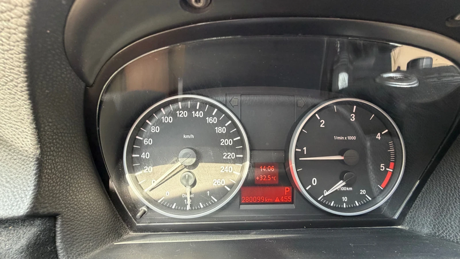 BMW 320 NAVI/KOJA/LED/, снимка 15 - Автомобили и джипове - 56041013