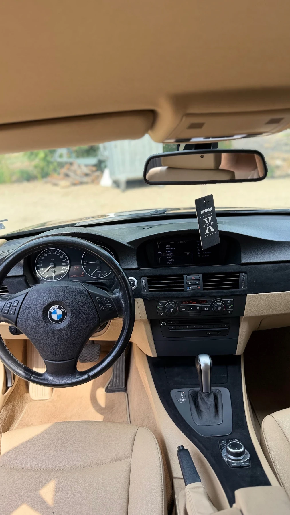 BMW 320 NAVI/KOJA/LED/, снимка 8 - Автомобили и джипове - 56041013