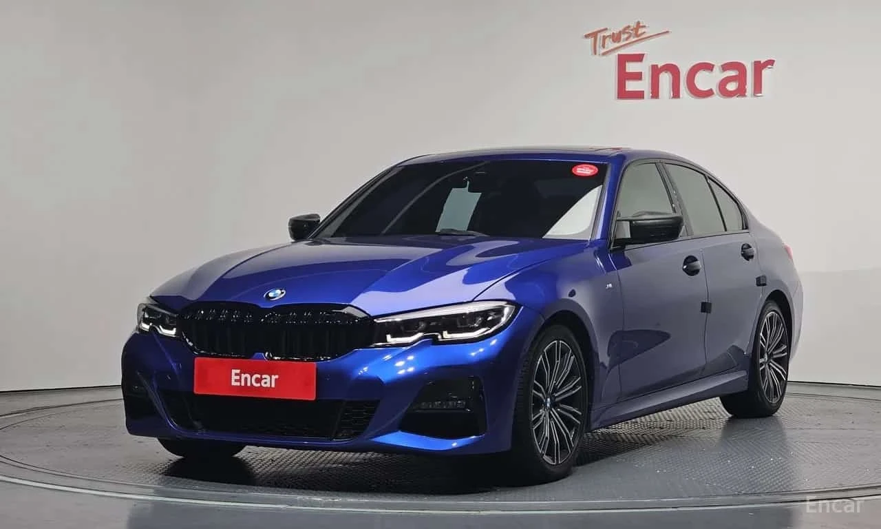 BMW 320 D * M Sport * HEAD UP * ШИБИДАХ * 