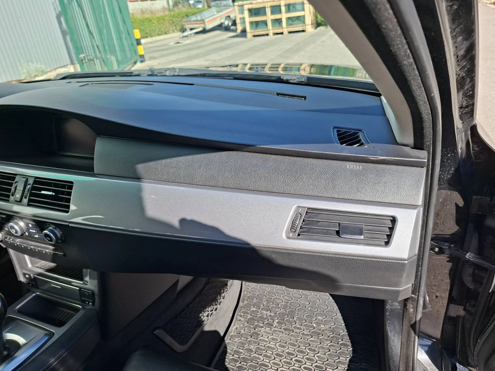 BMW 520, снимка 9 - Автомобили и джипове - 56315416