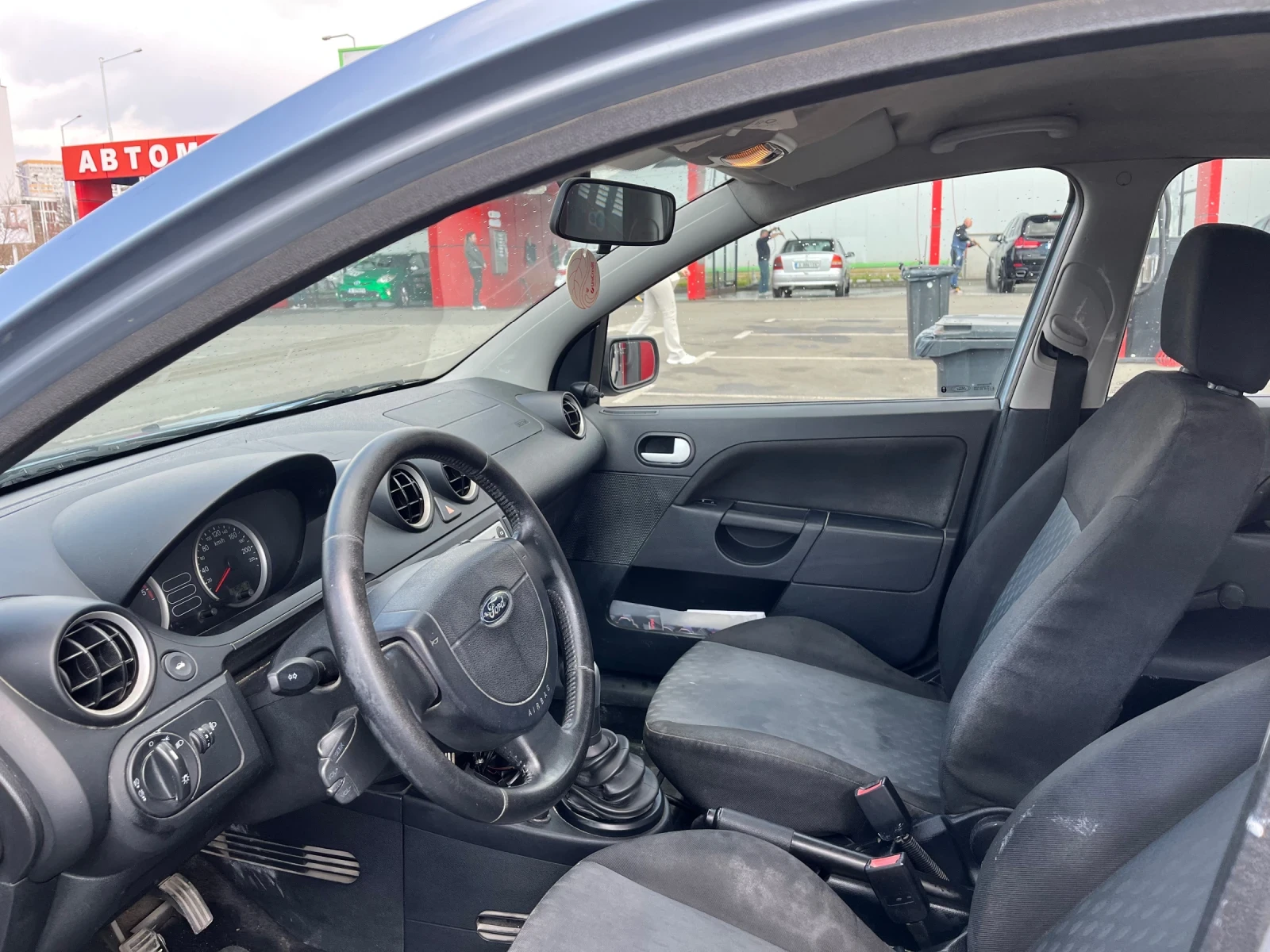 Ford Fiesta, снимка 12 - Автомобили и джипове - 56316873