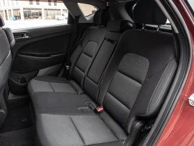 Hyundai Tucson 4X4 / CRUISE CONTROL / ПОДГРЕВИ / МЪРТВА ТОЧКА, снимка 10