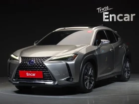 ������ Lexus UX