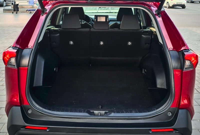 Toyota Rav4 Hybrid XLE, 2021, 73000 км, Нов внос, Регистрация, снимка 10 - Автомобили и джипове - 52483585