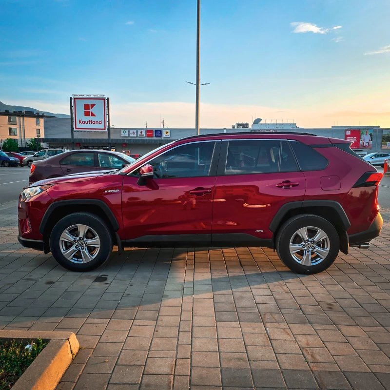 Toyota Rav4 Hybrid XLE, 2021, 73000 км, Нов внос, Регистрация, снимка 7 - Автомобили и джипове - 52483585