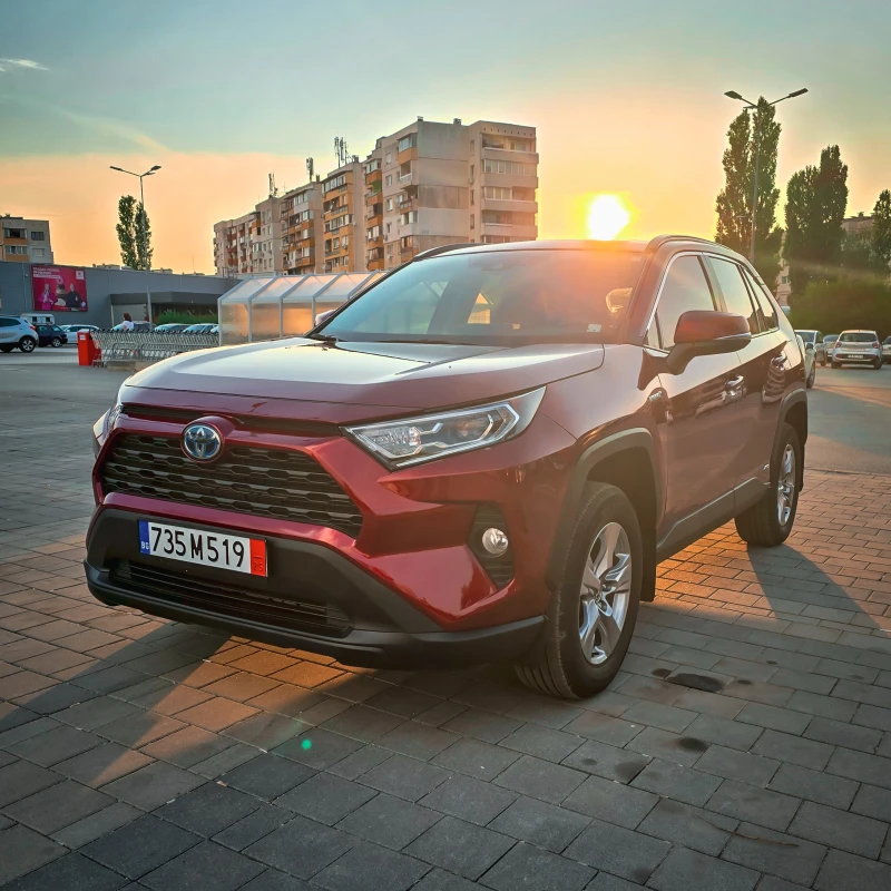 Toyota Rav4 Hybrid XLE, 2021, 73000 км, Нов внос, Регистрация, снимка 8 - Автомобили и джипове - 52483585