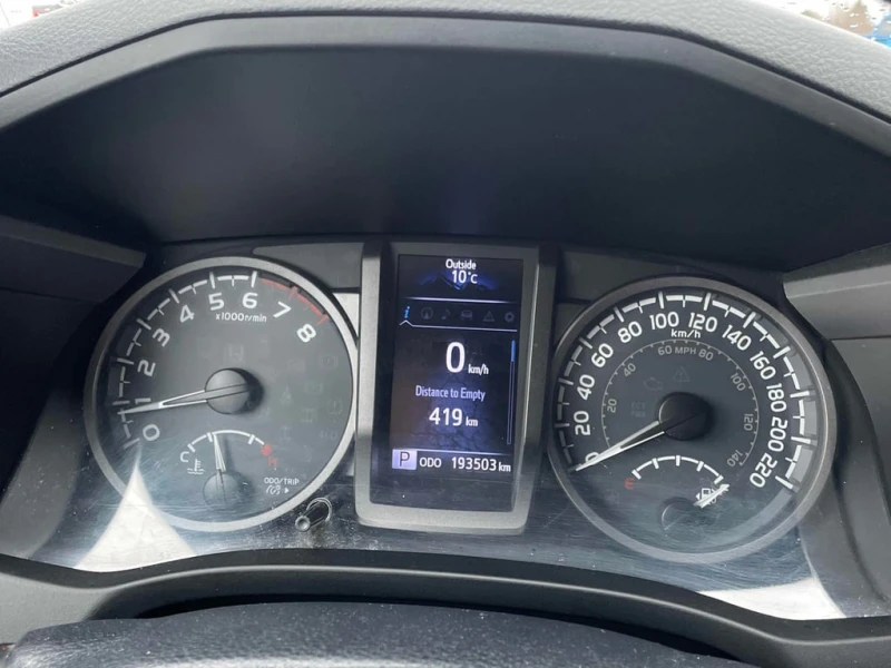 Toyota Tacoma * 4x4 Double Cab V6 Auto TRD Off Road * CARFAX * Б, снимка 8 - Автомобили и джипове - 53177355