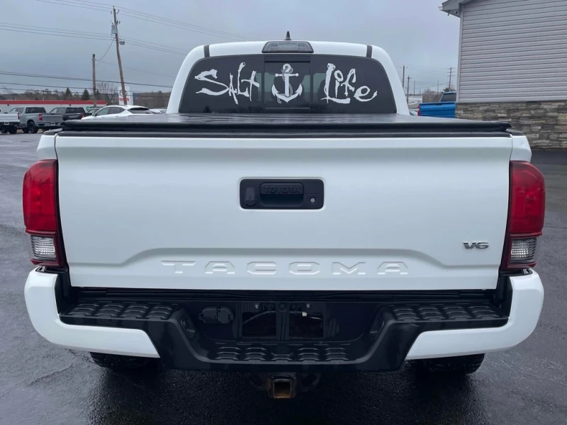 Toyota Tacoma * 4x4 Double Cab V6 Auto TRD Off Road * CARFAX * Б, снимка 4 - Автомобили и джипове - 53177355