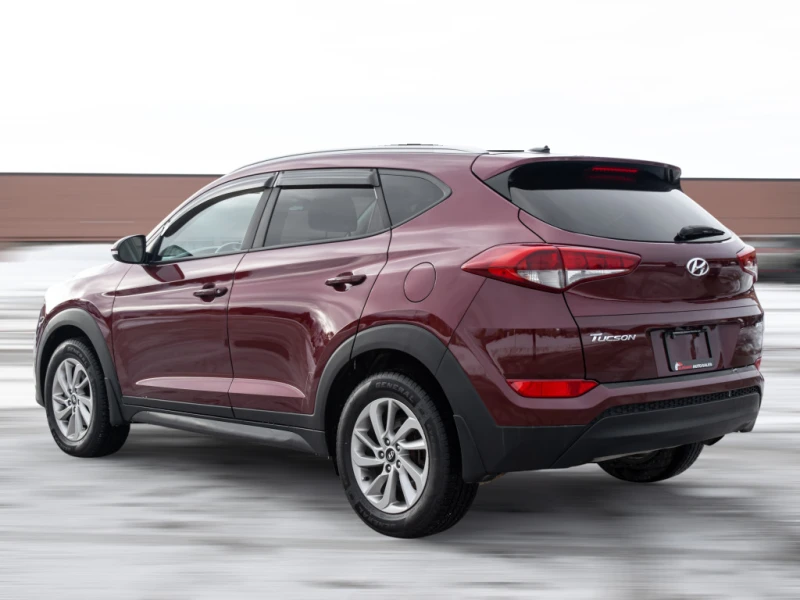 Hyundai Tucson 4X4 / CRUISE CONTROL / ПОДГРЕВИ / МЪРТВА ТОЧКА, снимка 4 - Автомобили и джипове - 53394193