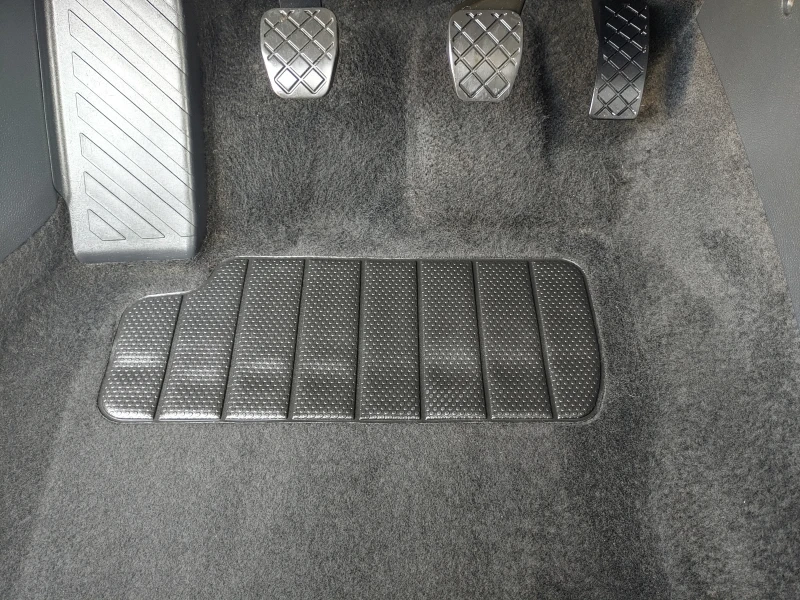 Skoda Karoq Има видеоклип към обявата!, снимка 6 - Автомобили и джипове - 53522209