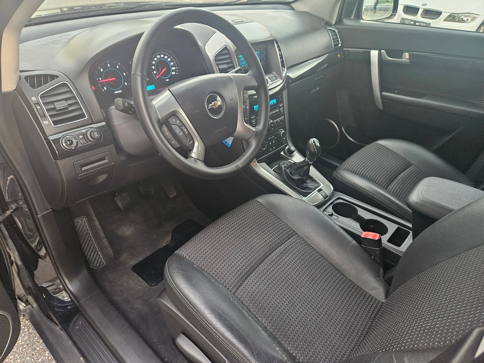 Chevrolet Captiva 2.2d (163 Hp) 7 места - изображение 8