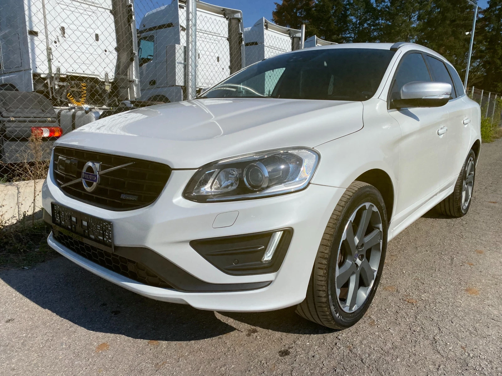 Volvo XC60 D5 R-Design Full   | Mobile.bg   1