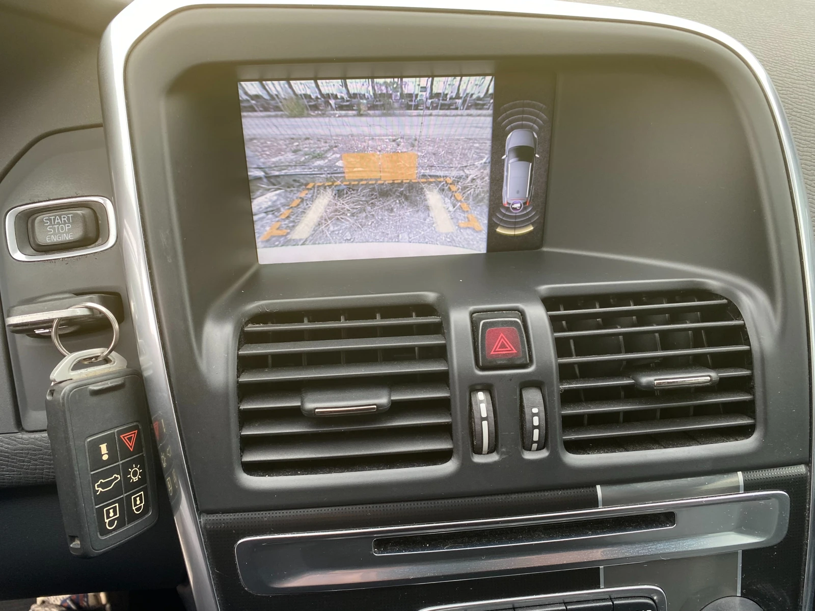 Volvo XC60 D5 R-Design Full   | Mobile.bg   13