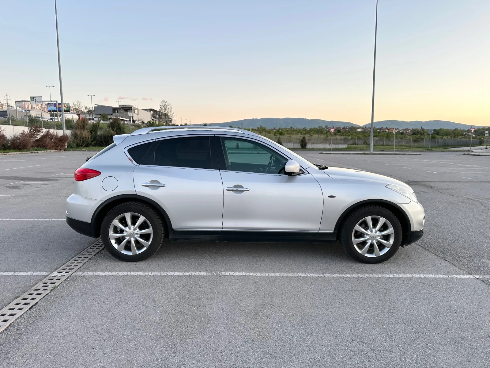 Infiniti Ex37 3.7i | Camera 360 | Bose | TOP - изображение 3