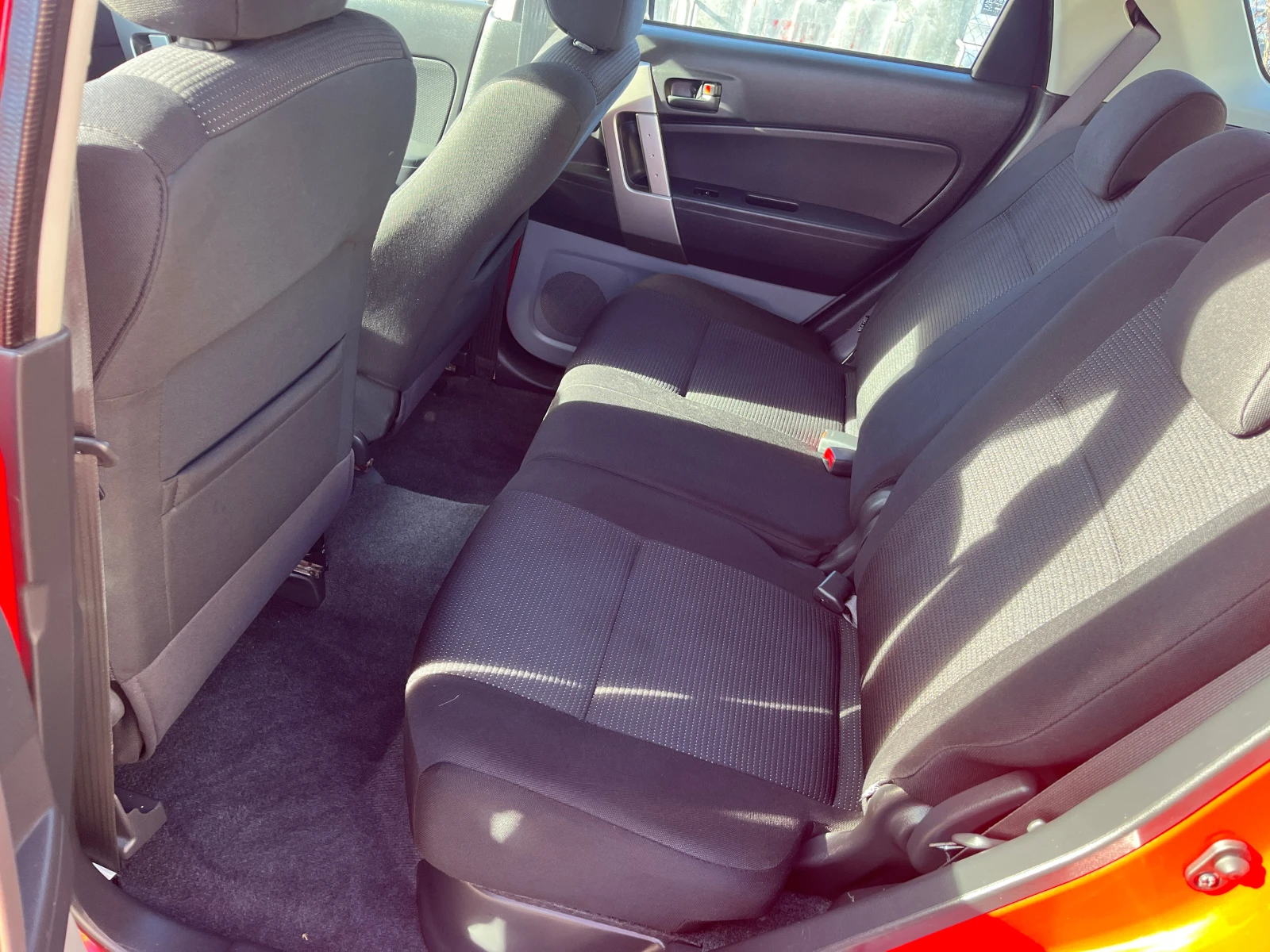 Daihatsu Terios 1.5 БЕНЗИН 4Х4 - изображение 8