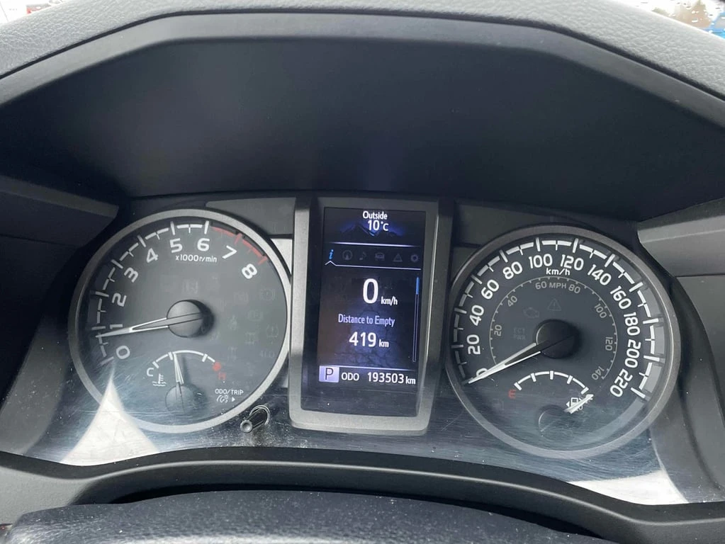 Toyota Tacoma * 4x4 Double Cab V6 Auto TRD Off Road * CARFAX * Б - изображение 8