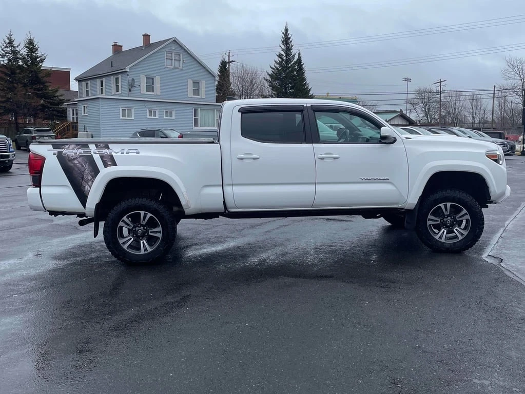 Toyota Tacoma * 4x4 Double Cab V6 Auto TRD Off Road * CARFAX * Б - изображение 3