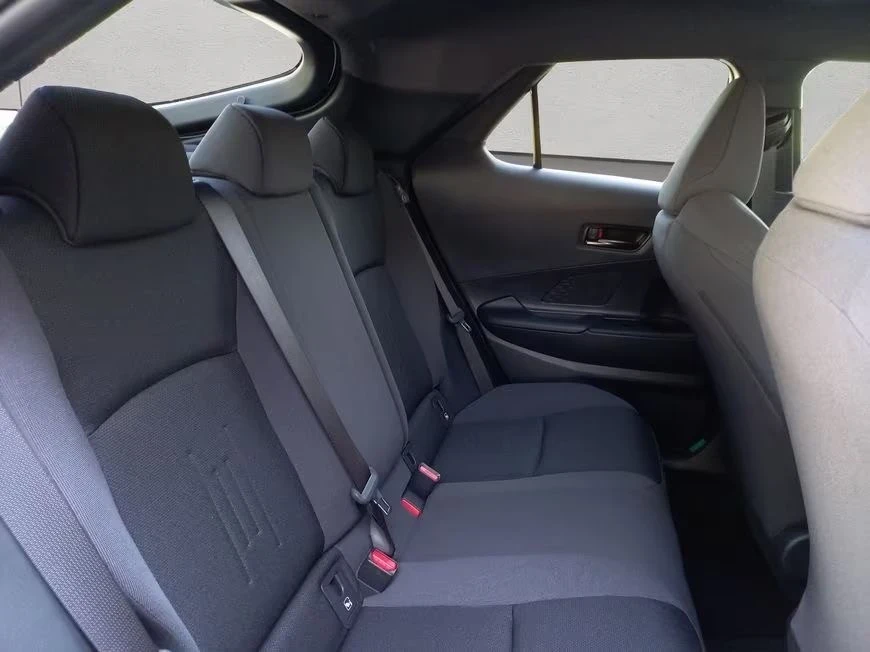 Toyota C-HR C-HR 2.0 Hybrid Teamplayer, Technik-Paket, Kamer - изображение 9