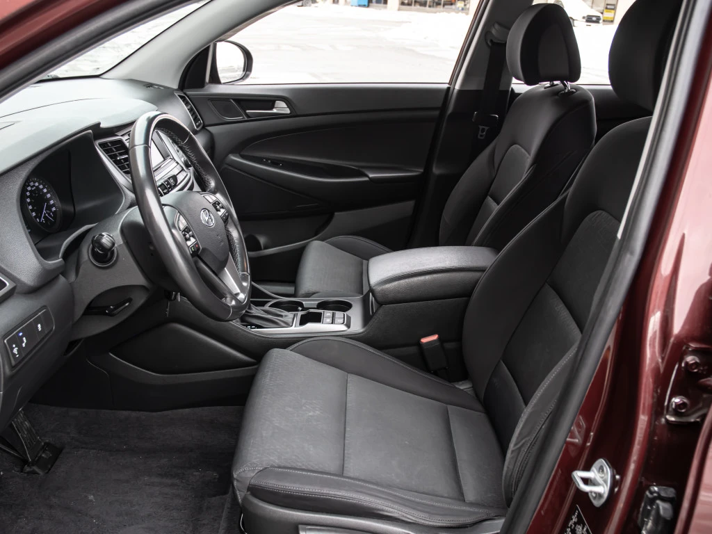 Hyundai Tucson 4X4 / CRUISE CONTROL / ПОДГРЕВИ / МЪРТВА ТОЧКА - изображение 7