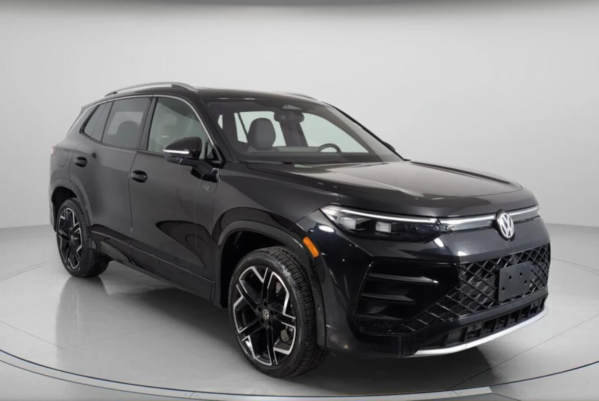 VW Tiguan 2025 Volkswagen Tiguan Highline R-Line - изображение 3