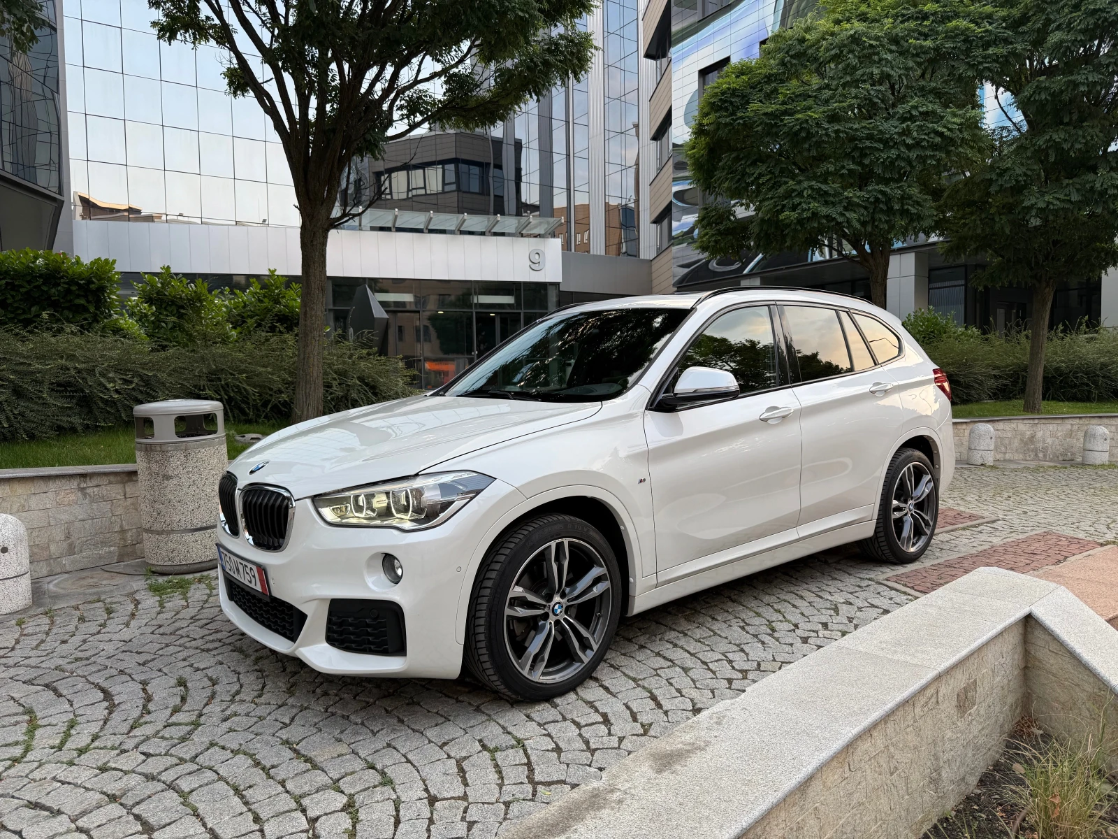 BMW X1 M-Pack, LED, Shadow, HUD, Pano, Swiss