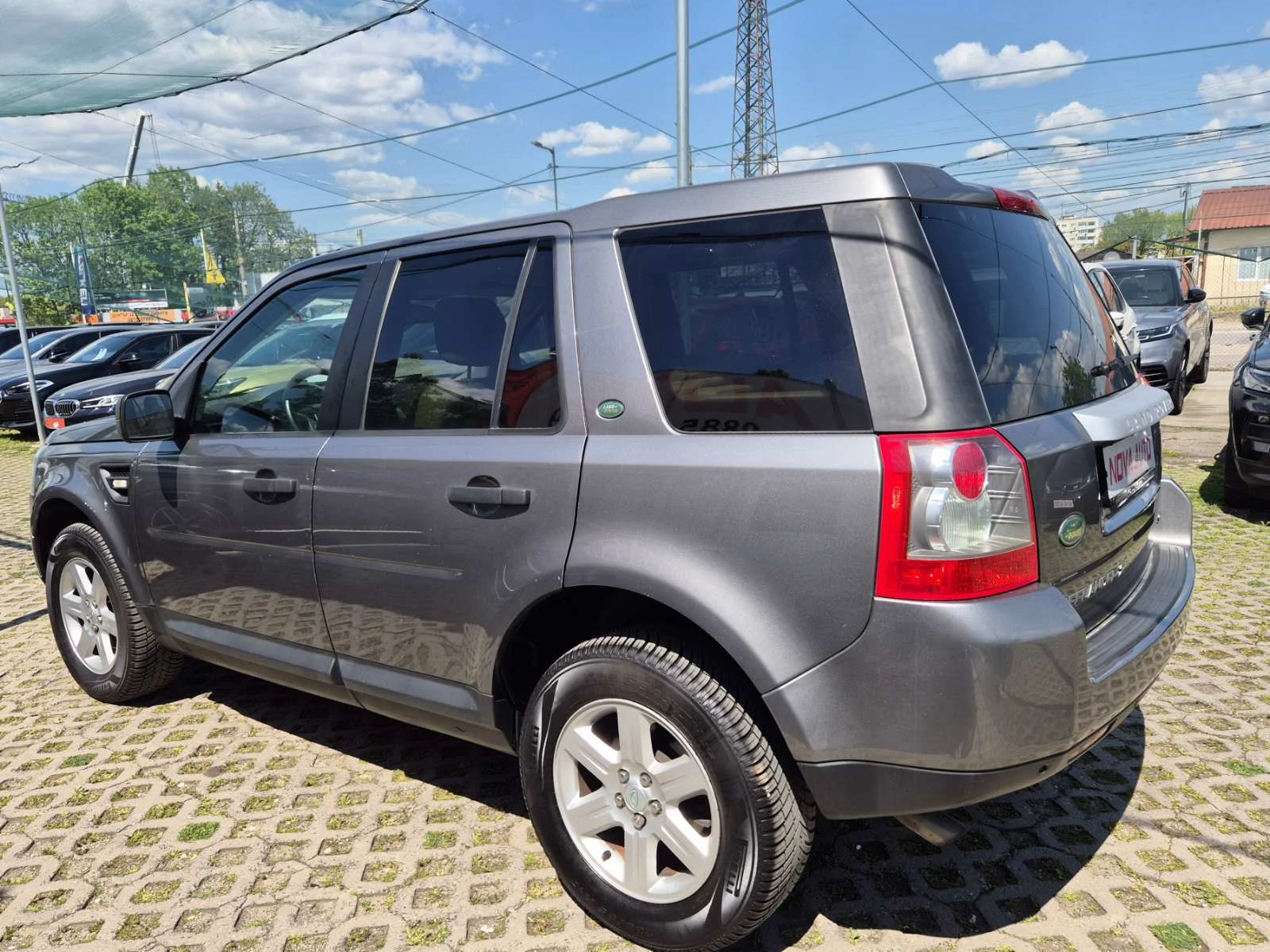 Land Rover Freelander AUTOMATIC-4X4, снимка 2 - Автомобили и джипове - 54432366