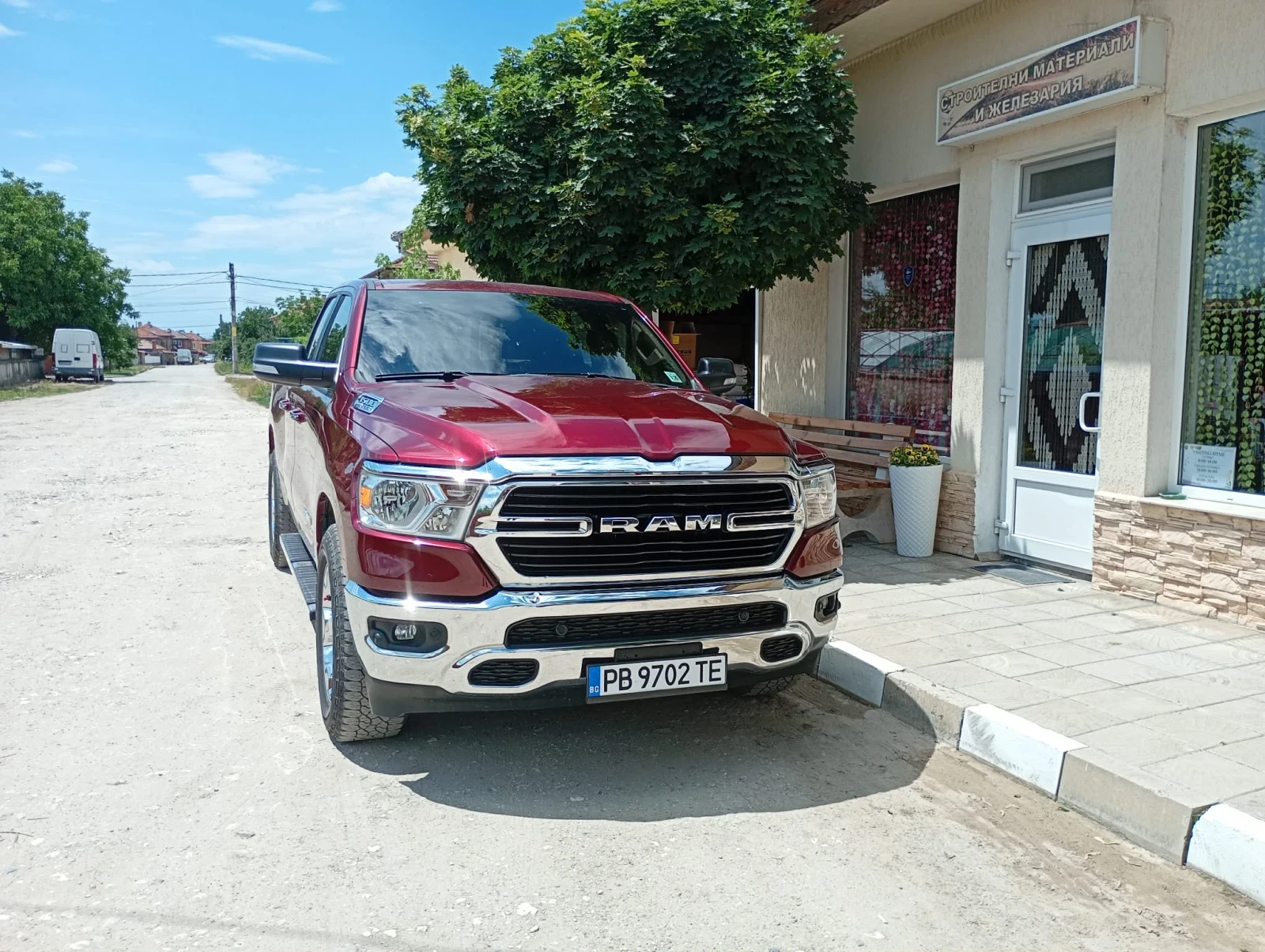 Dodge RAM 1500, снимка 3 - Автомобили и джипове - 54761233