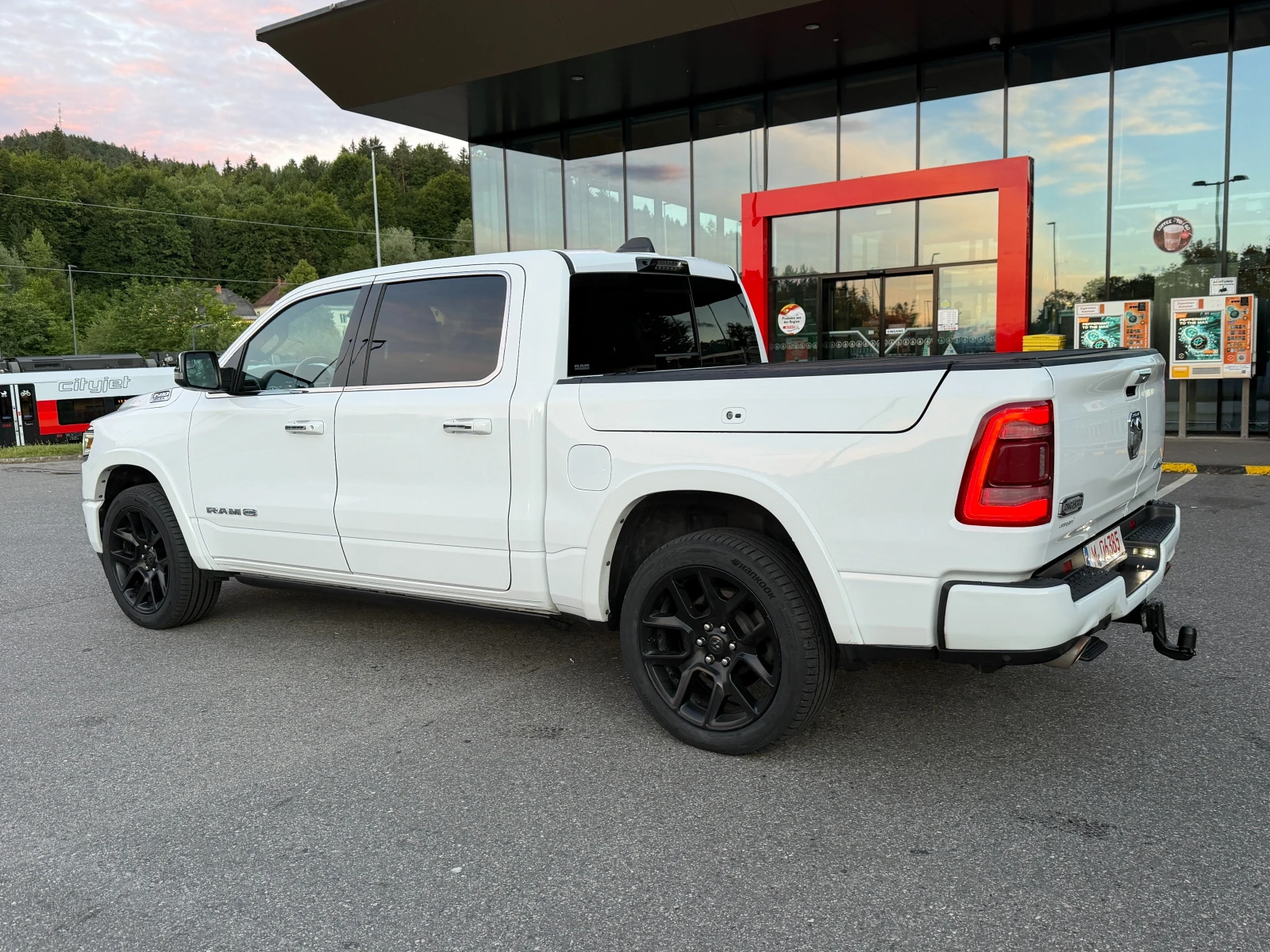 Dodge RAM 1500 Limiteg LongHorn Grew Cab 5.7-Hemi-ГАЗ, FUL, , , снимка 12 - Автомобили и джипове - 54769315