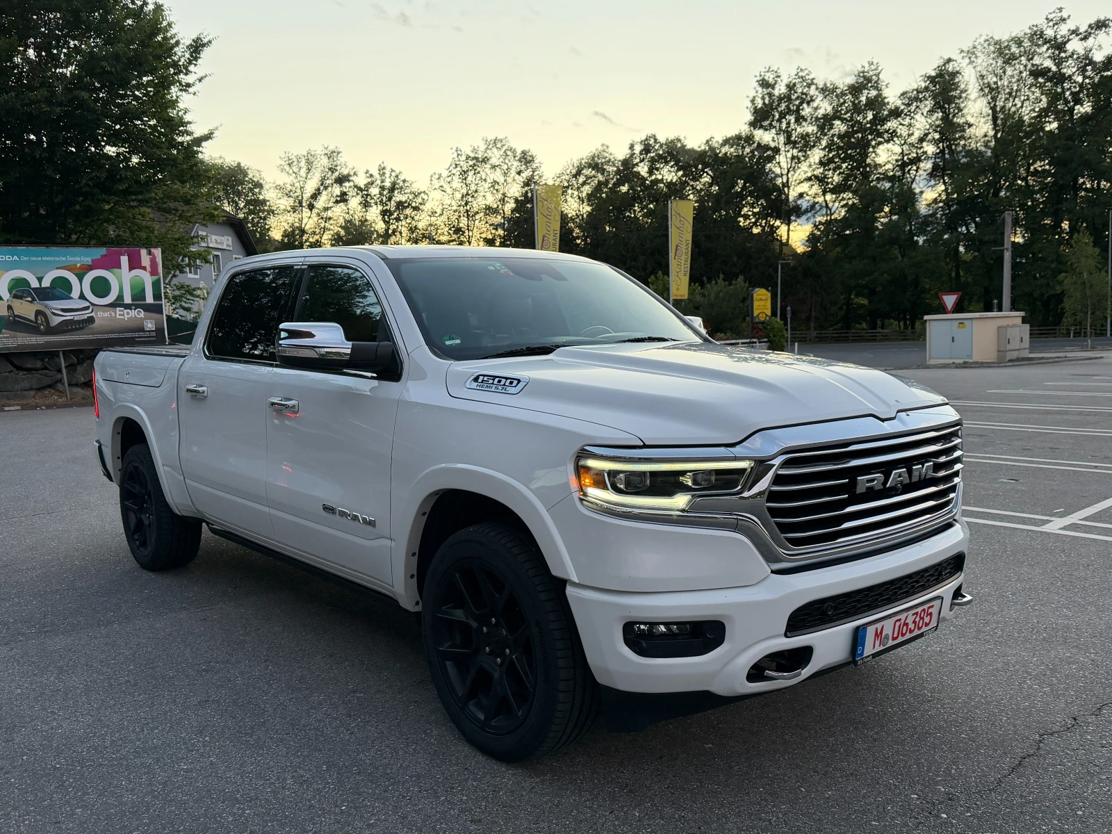 Dodge RAM 1500 LongHorn, 5.7-Hemi-ГАЗFUL