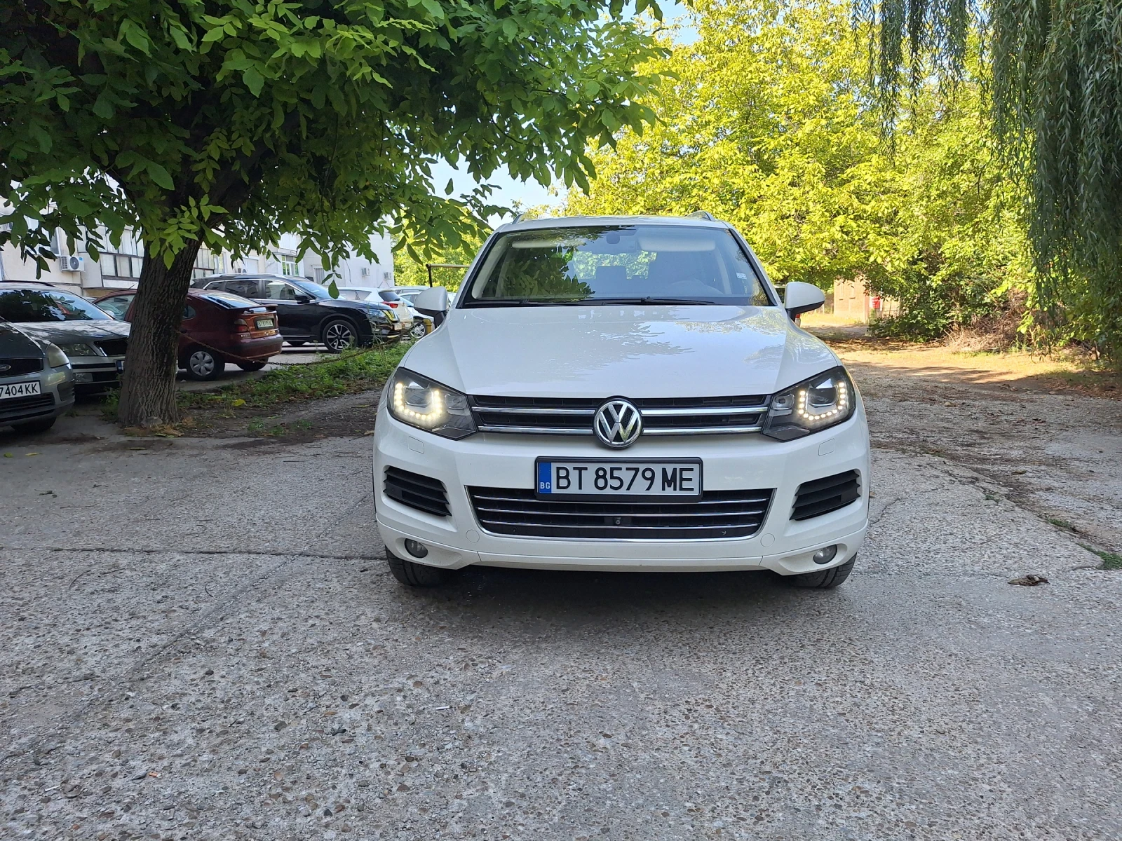 VW Touareg 3.0тди, снимка 2 - Автомобили и джипове - 56111150