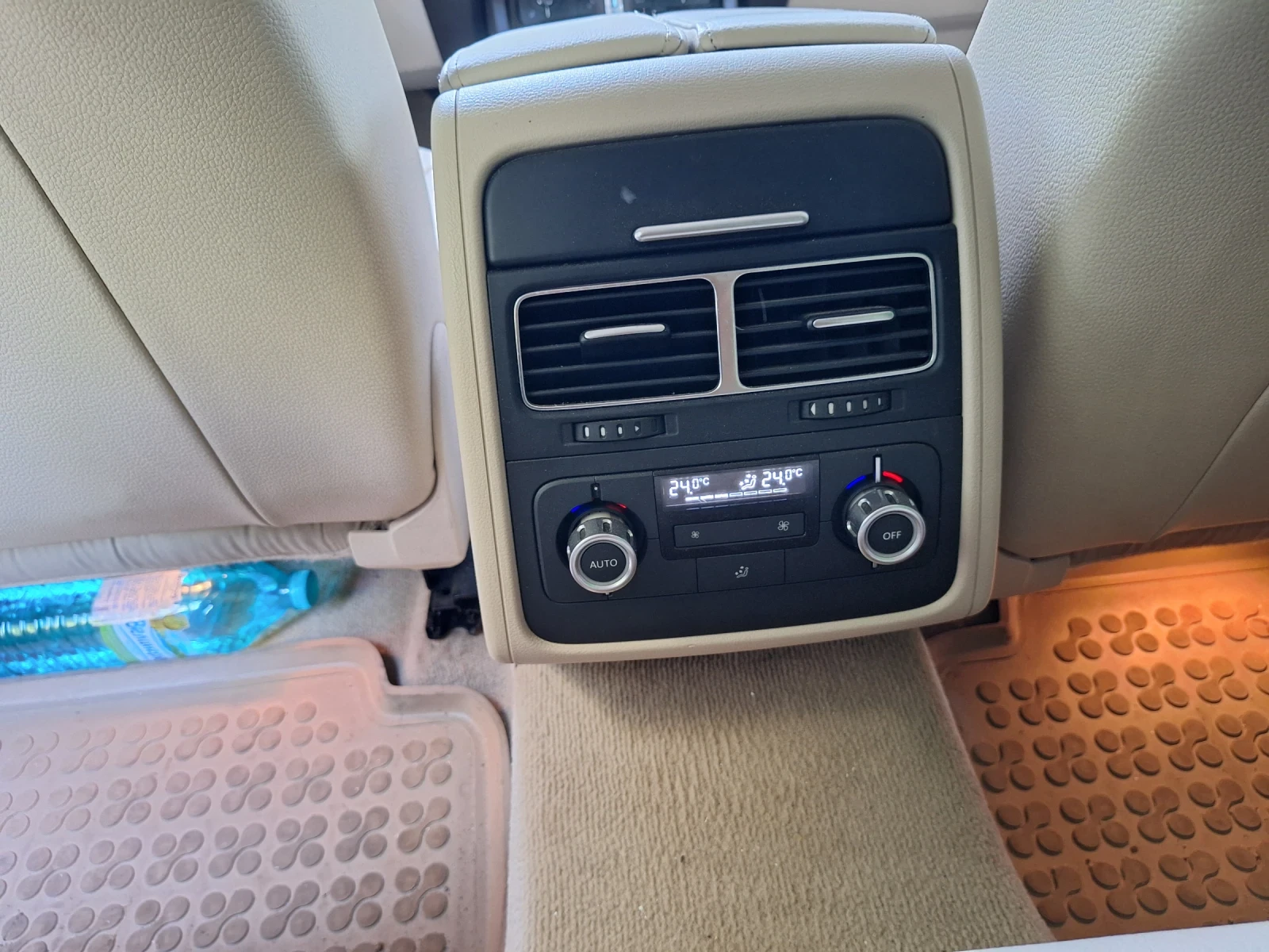 VW Touareg 3.0тди, снимка 8 - Автомобили и джипове - 56111150