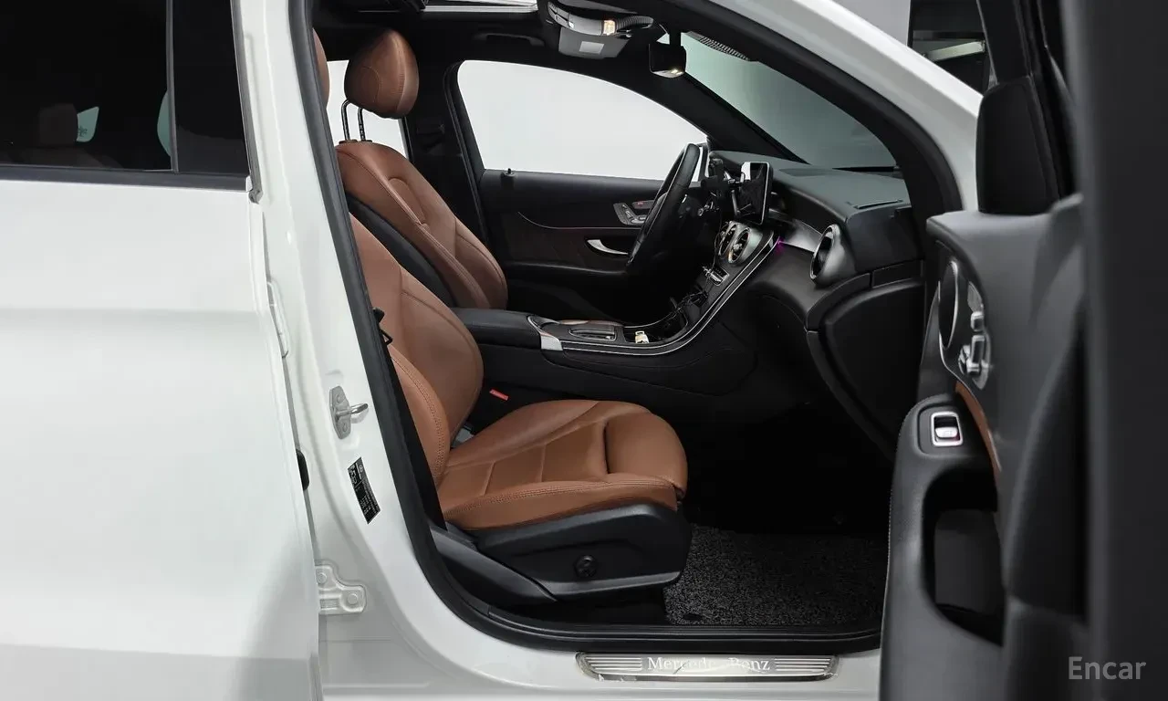 Mercedes-Benz GLC 300 AMG* LINE* BURMESTER* �����* LANE* ASSIST* ������� | Mobile.bg � ����������� 12