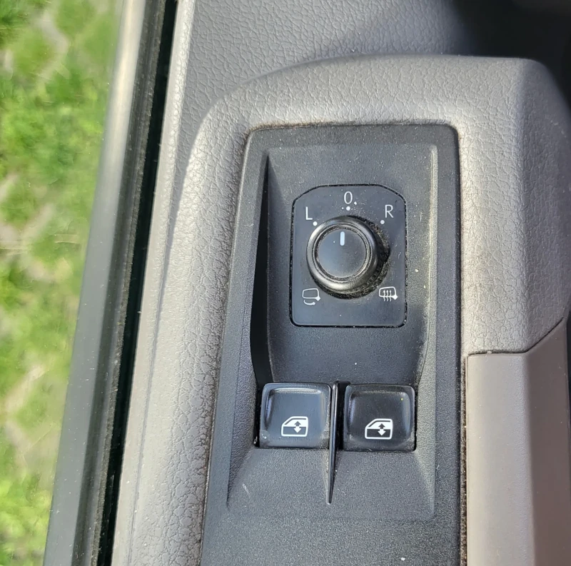 VW Crafter DHL, снимка 15 - Бусове и автобуси - 52372861