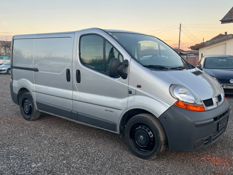 Renault Trafic 2.5 DCI, снимка 3 - Бусове и автобуси - 52740467