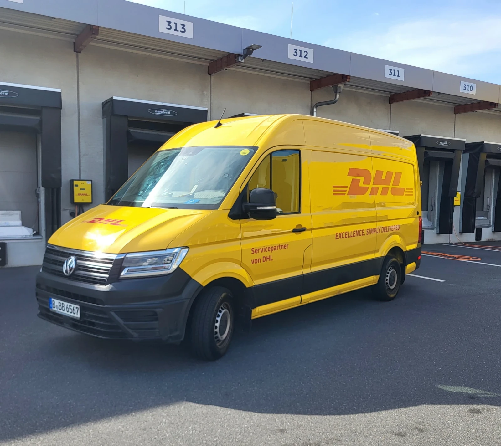 VW Crafter DHL - изображение 2