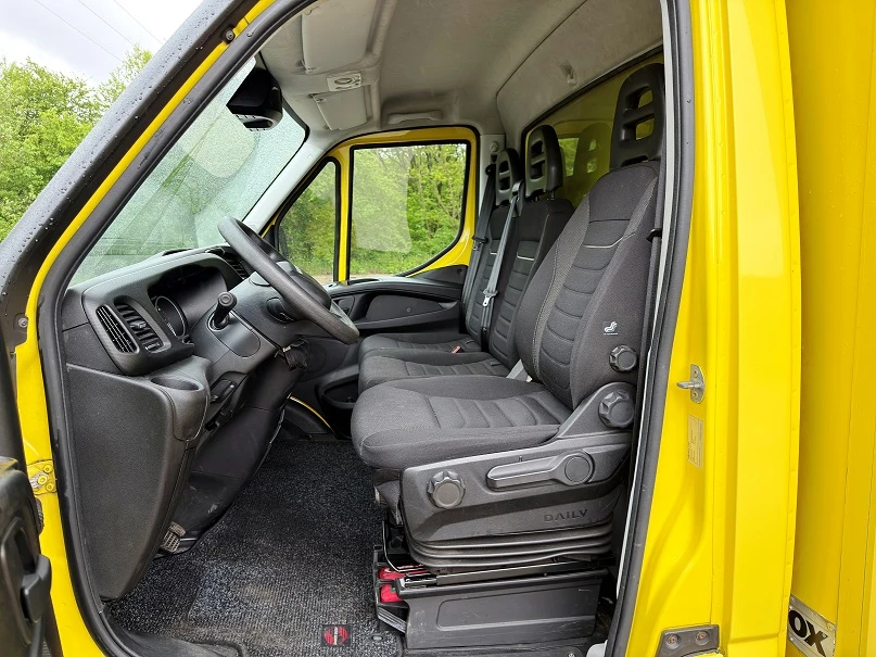 Iveco 35S18 3.0* HI-MATIC* ����* 4.40�* �����*  | Mobile.bg � ����������� 9