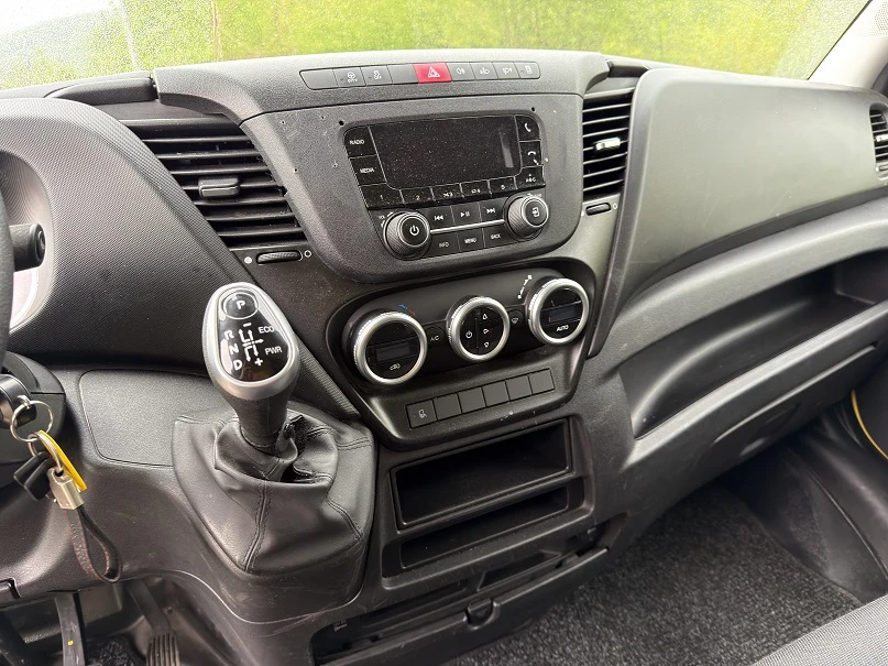 Iveco 35S18 3.0* HI-MATIC* ����* 4.40�* �����*  | Mobile.bg � ����������� 12