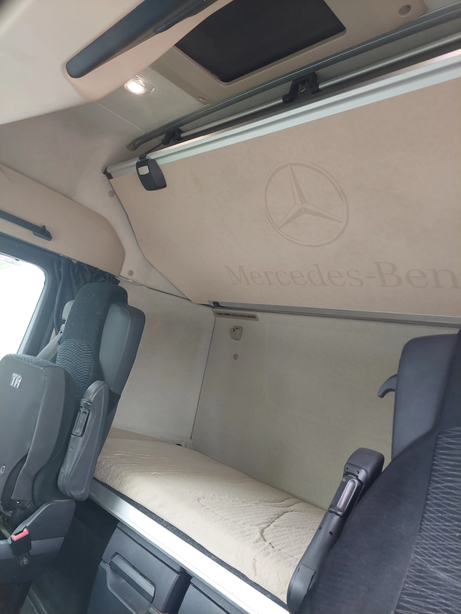 Mercedes-Benz Actros 2548 | Mobile.bg   13