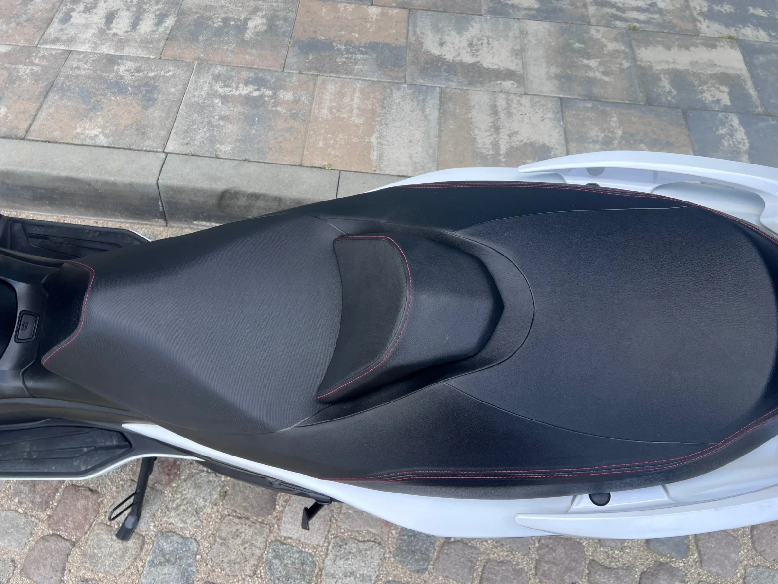 Suzuki Burgman 400 ABS, снимка 9 - Мотоциклети и мототехника - 54639576